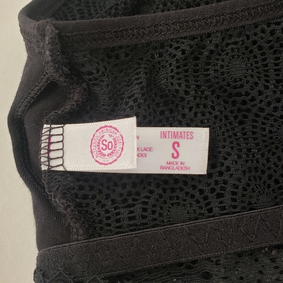 High Neck Razor Back Bralette - Picture 3 of 3